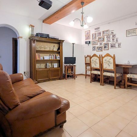 Cheap Apartment In The Old Village Colle Val D'Elsa Exterior foto