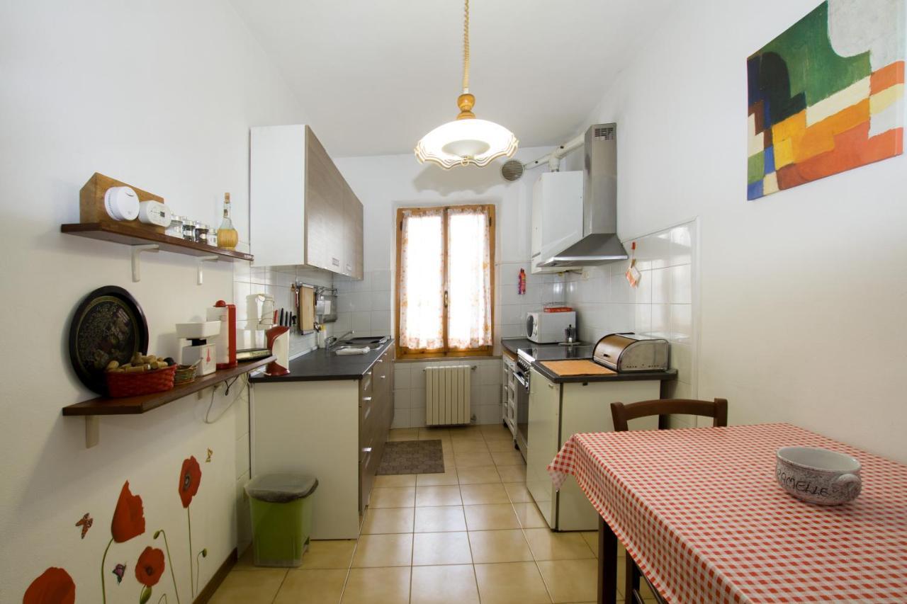 Cheap Apartment In The Old Village Colle Val D'Elsa Exterior foto