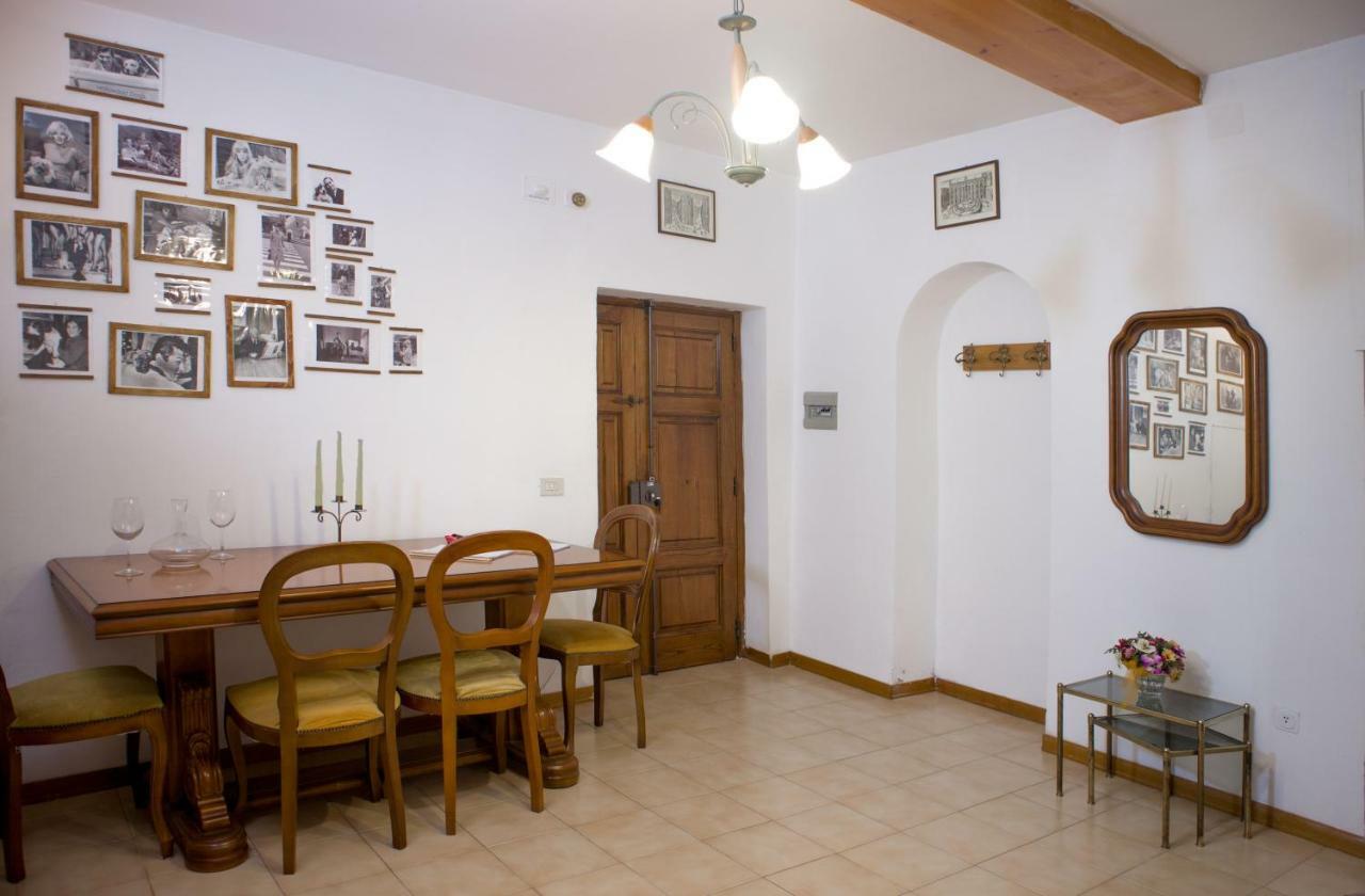 Cheap Apartment In The Old Village Colle Val D'Elsa Exterior foto