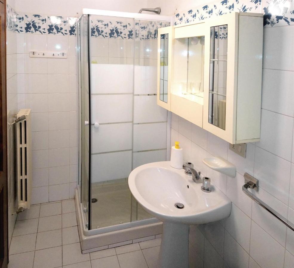 Cheap Apartment In The Old Village Colle Val D'Elsa Exterior foto